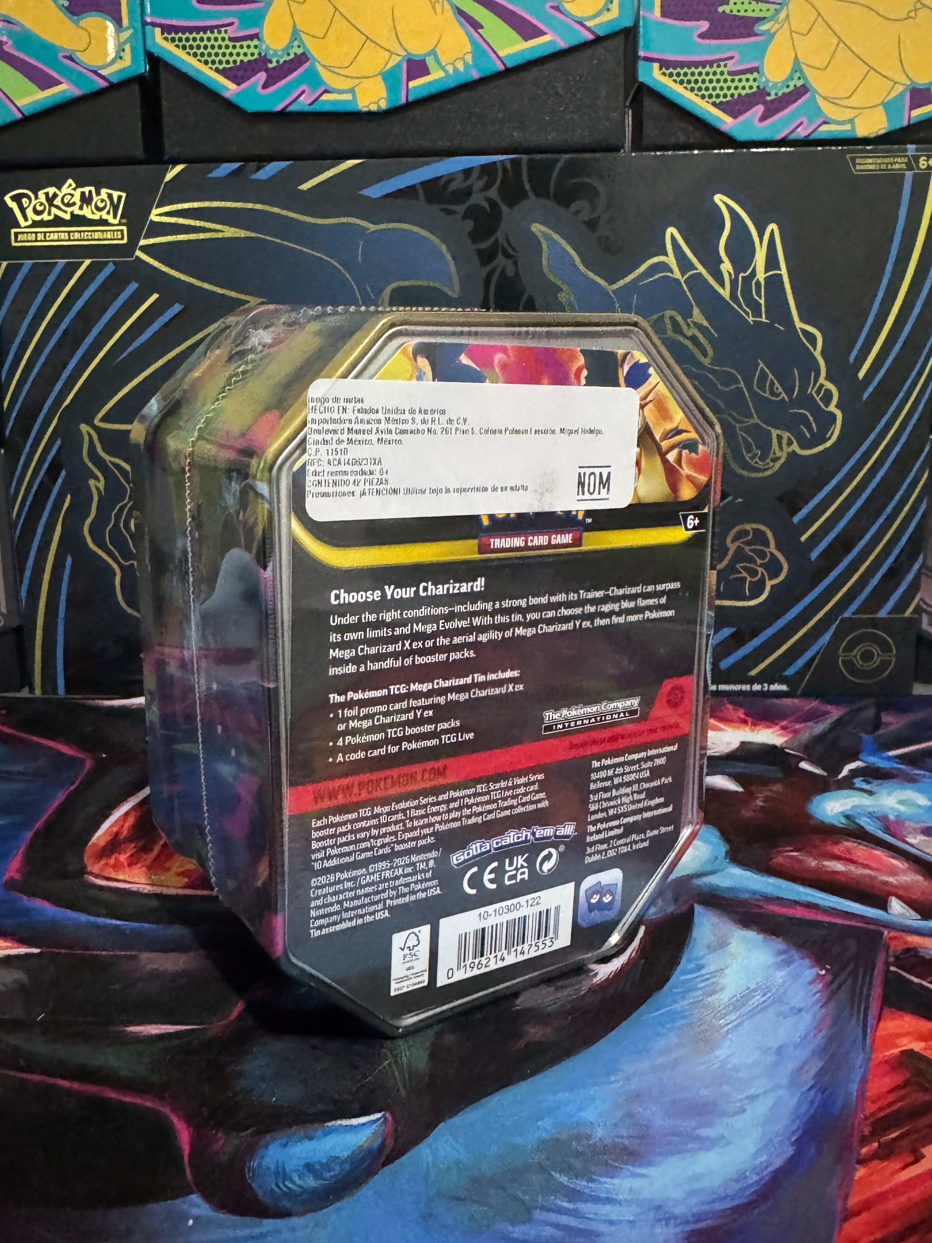 Pokémon Tin Charizard Y ex - Inglés